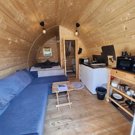 Cosy Cabin Hallstahammar Bagian luar foto