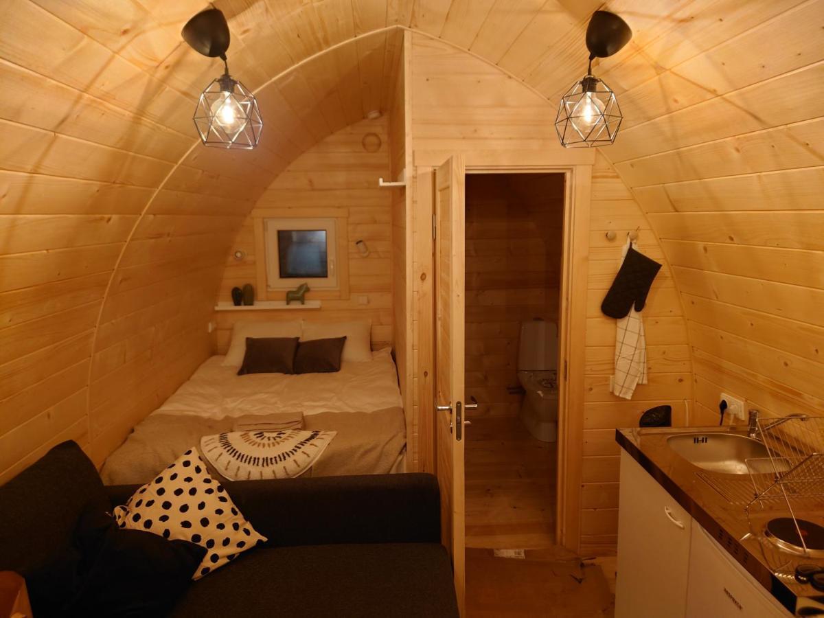 Cosy Cabin Hallstahammar Bagian luar foto