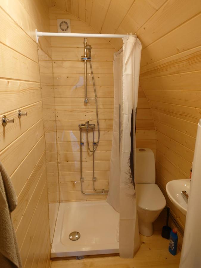 Cosy Cabin Hallstahammar Bagian luar foto